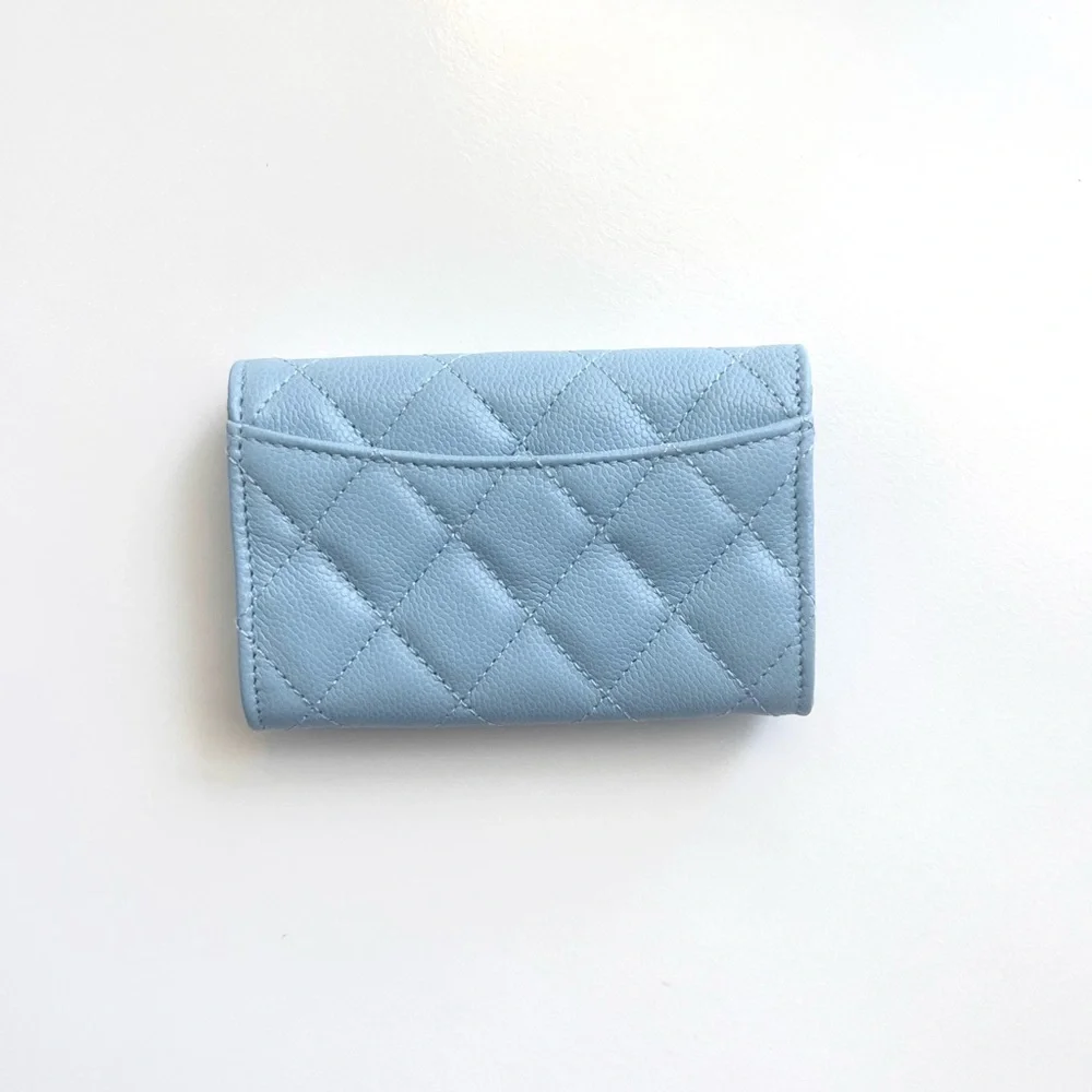 🔥 CHANEL Caviar Quilted Flap Cardholder in Sky blue